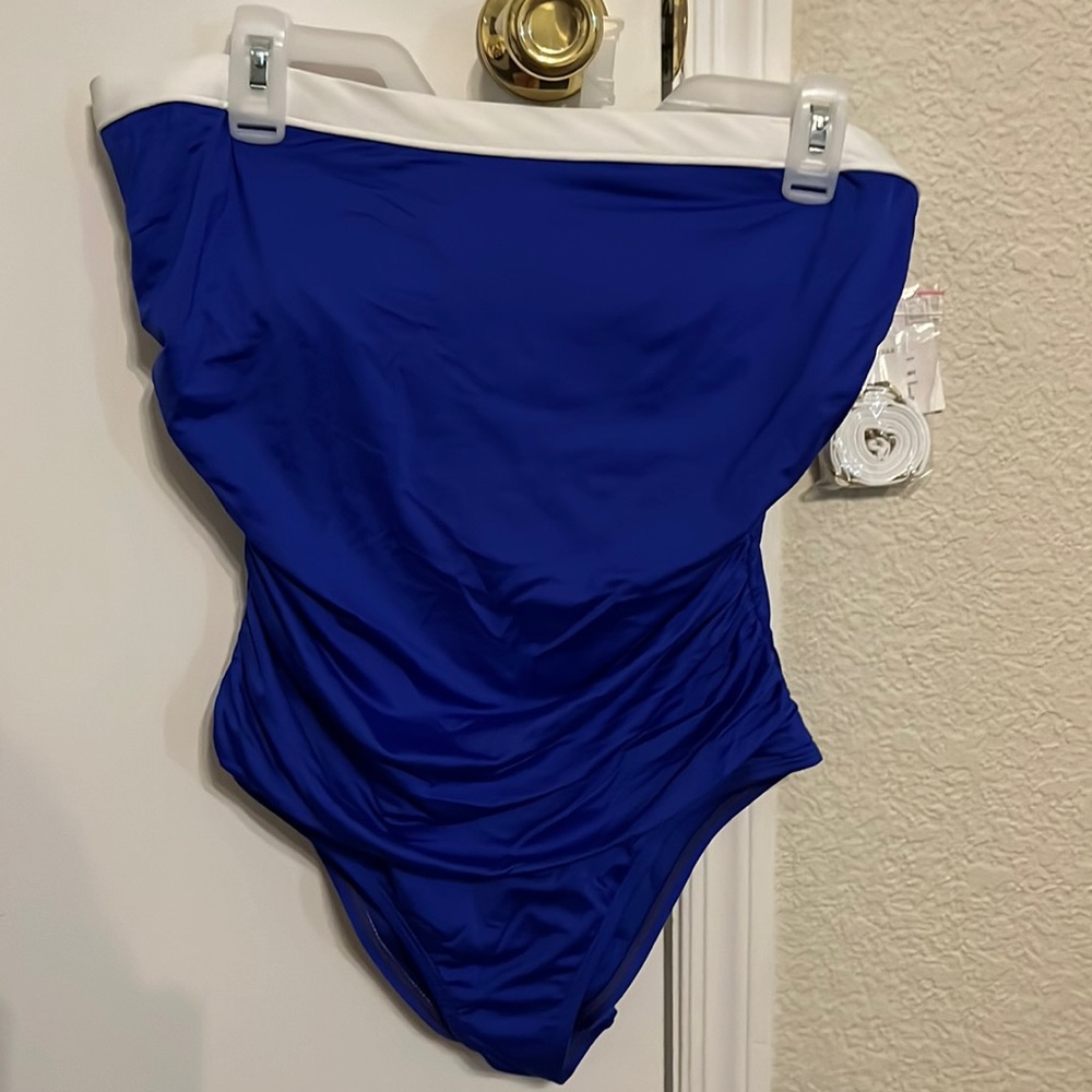 Liz Claiborne blue strap or strapless swimwear